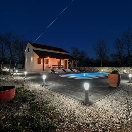 Pax Promona Zadarvillas *