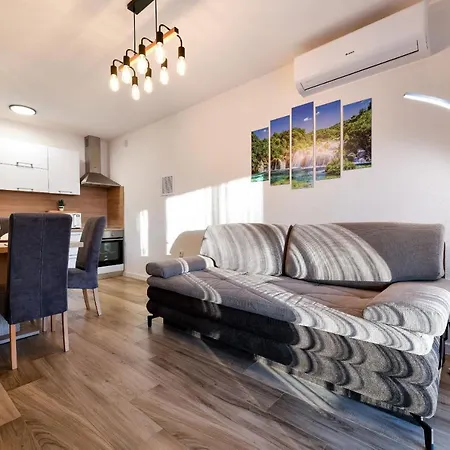 Zen Promona Zadarvillas Puljane