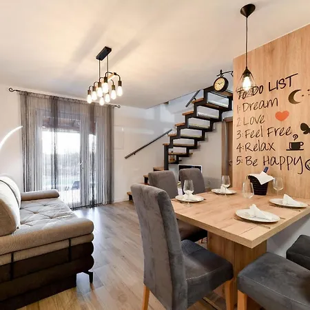 Pax Promona Zadarvillas Puljane